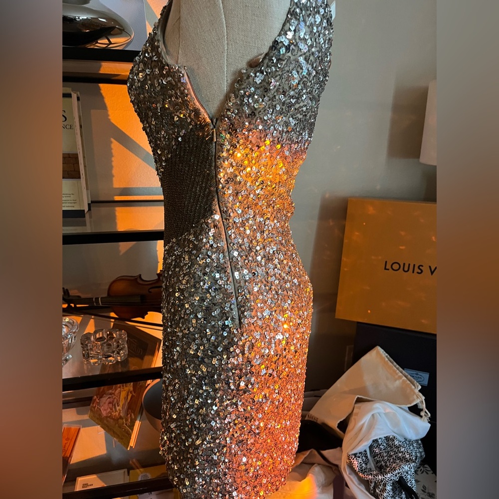 VINTAGE (GORGEOUS) SCALA DRESS size 4 💎💎💎💎💎💎💎💎💎💎💎💎💎💎💎💎💎💎💎💎💎💎 - Picture 3 of 11